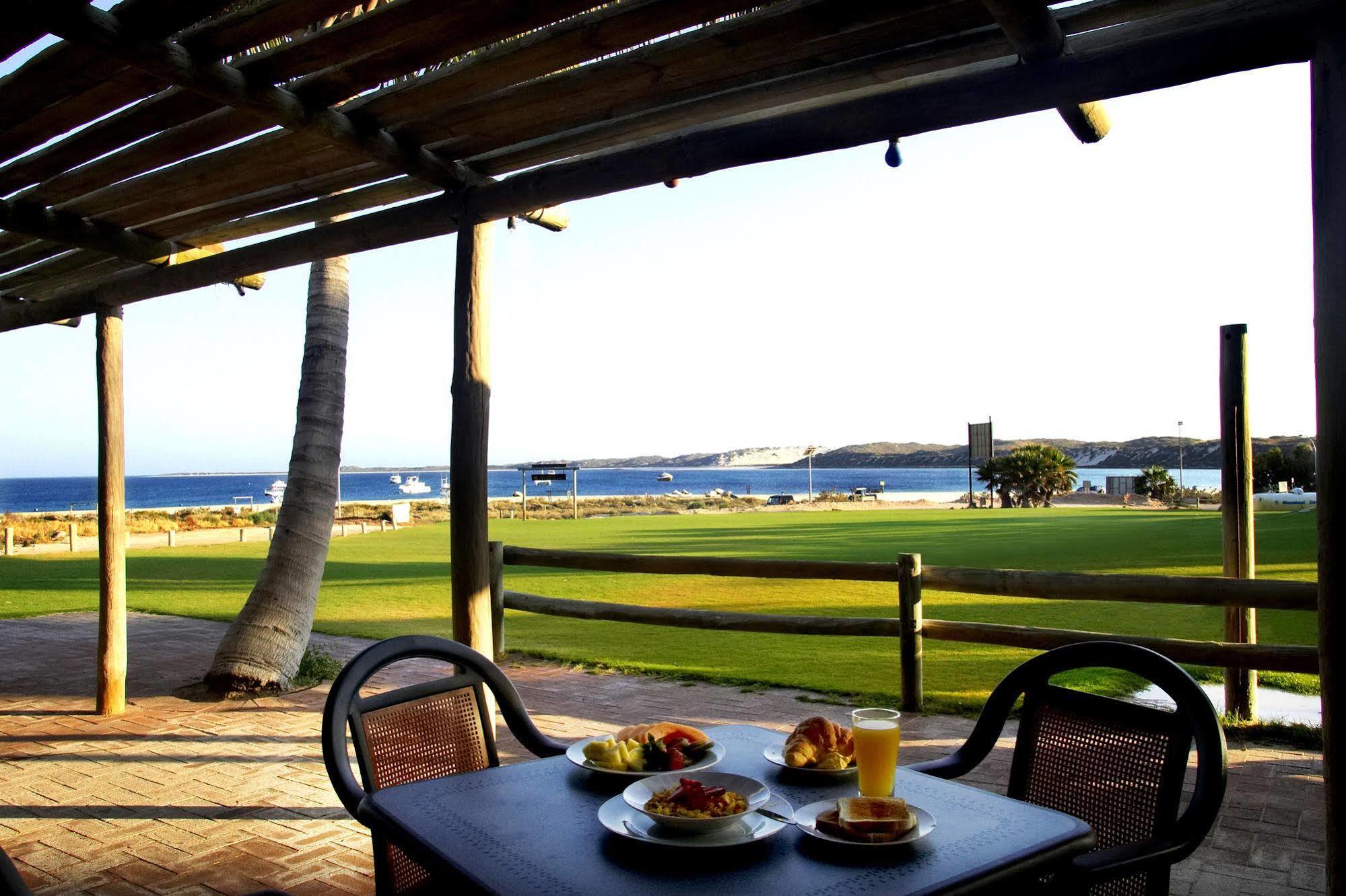 Ningaloo Reef Resort คอรัลเบย์ ภายนอก รูปภาพ