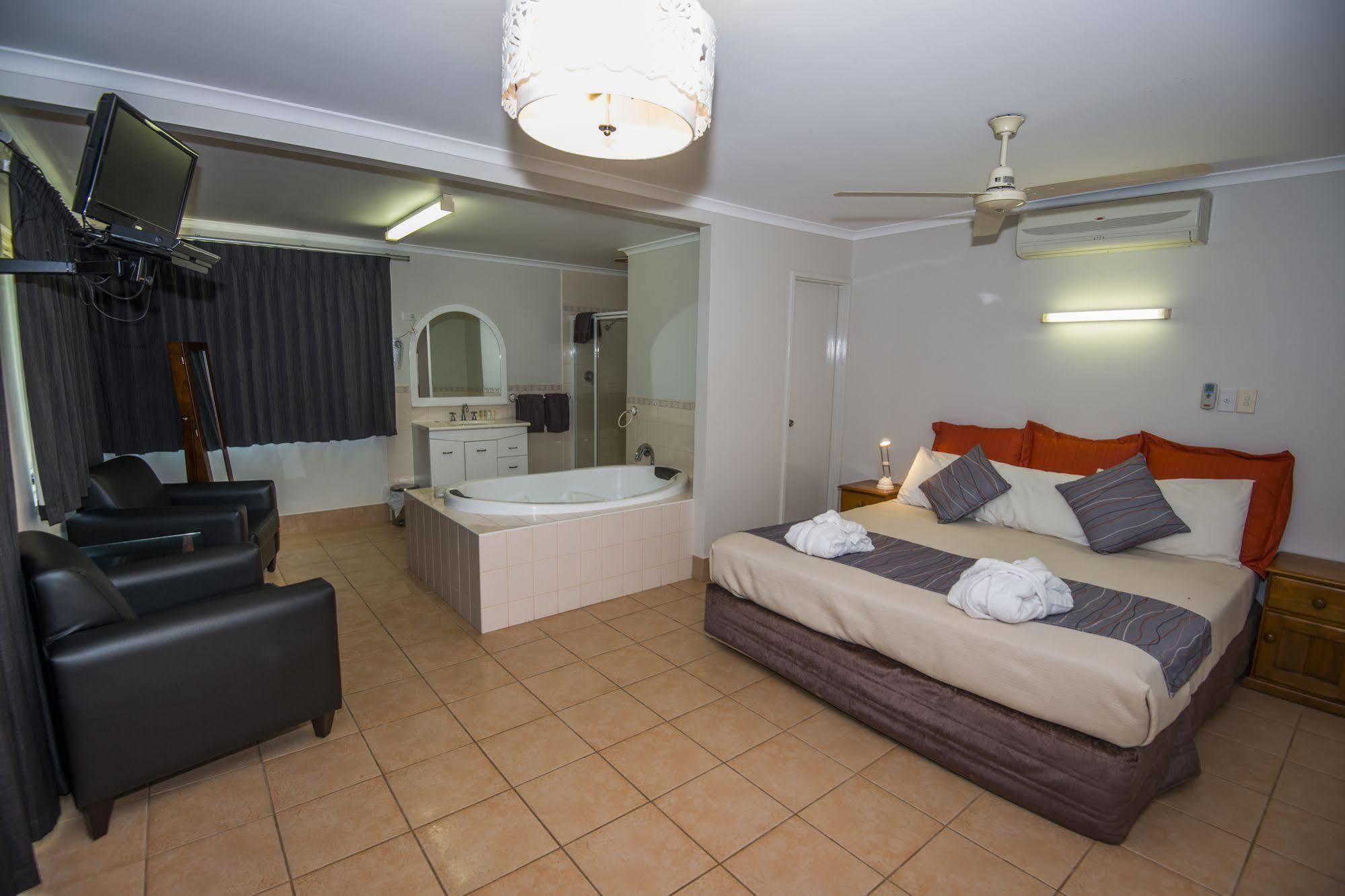 Ningaloo Reef Resort คอรัลเบย์ ภายนอก รูปภาพ