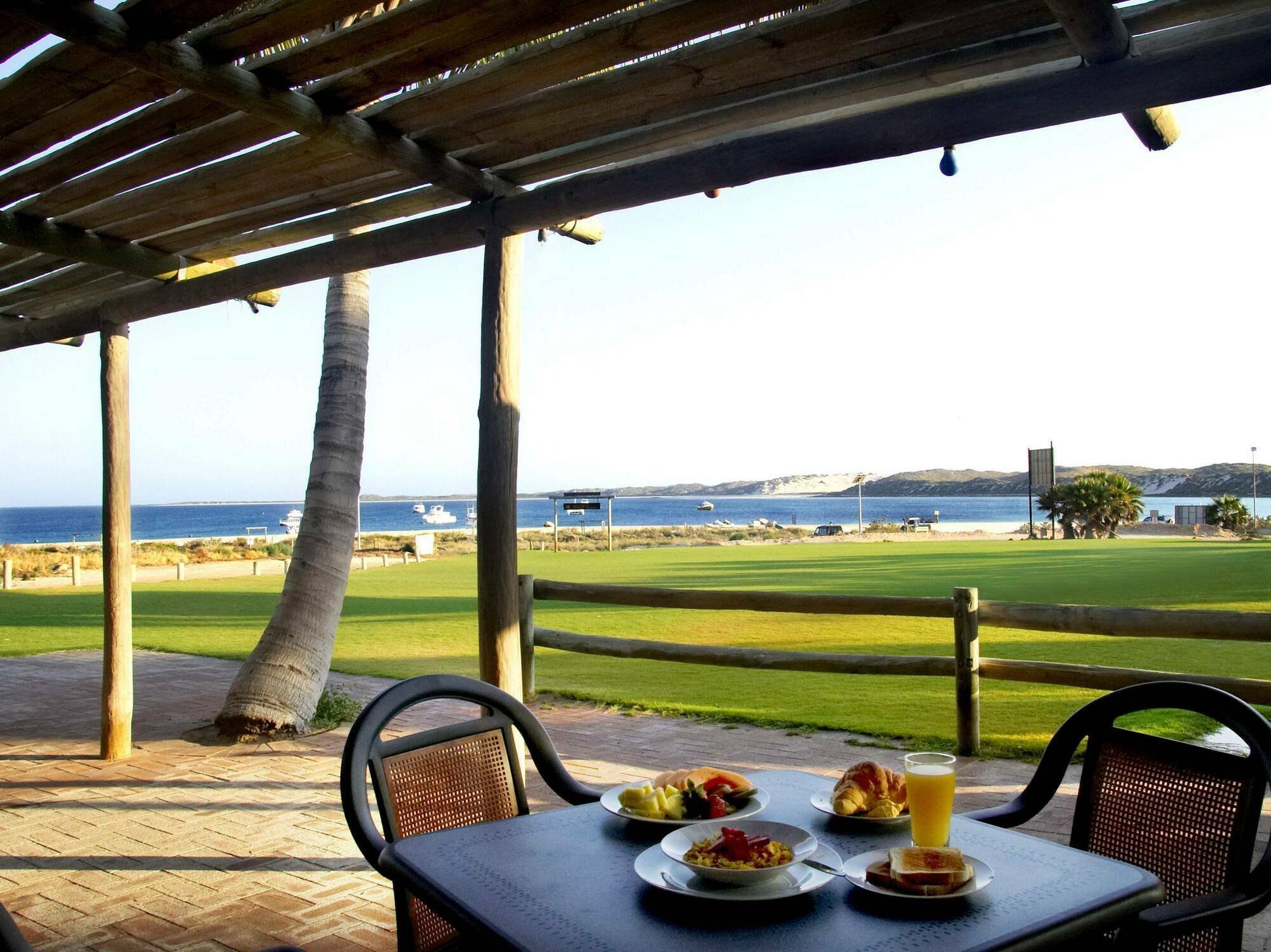 Ningaloo Reef Resort คอรัลเบย์ ภายนอก รูปภาพ